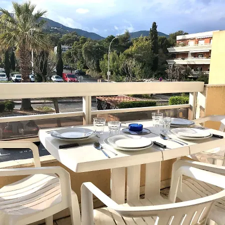 Bord De Apartment